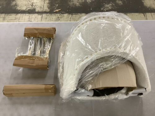 White Office Chair  - Lot 101