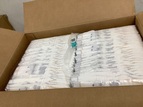 Box of Pampers Diapers 16-28LB - Lot 2998