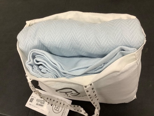 Threadmill Luxury Cotton Blankets for King Size Bed - Lot 3074