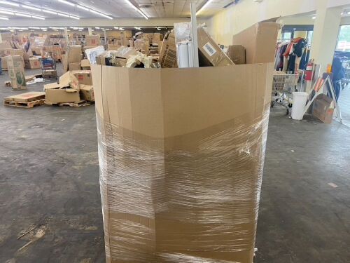 Pallet of Small Return Items  - Lot 327