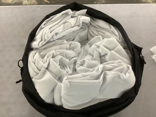 Round Tablecloth, 12 Pack  - Lot 514