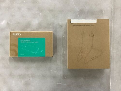 Aukey Power Bank & Wireless Neckband Headphones - Lot 457