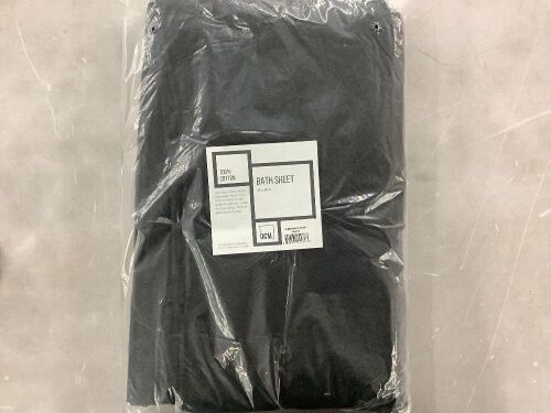 Lot of (8) Jumbo Bath Sheet - Lot 293