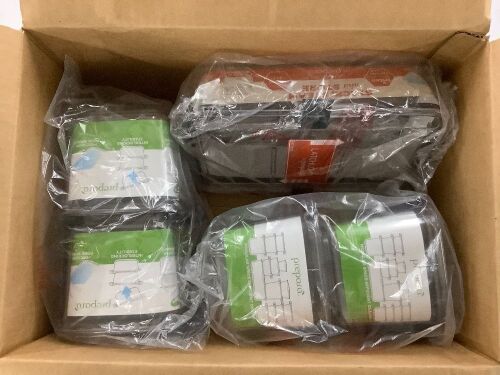 Lot of LatchLock Food Storage Containers  - Lot 674