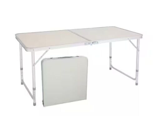 28 in. H Rectangle Plastic Folding Portable Outdoor Picnic Table  - Lot 108