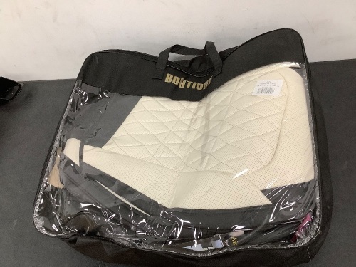 Carseat Covers Black and Beige - Lot 3286