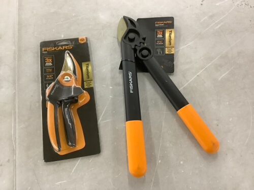 Fiskars Loppers & Pruning Shears - Lot 149