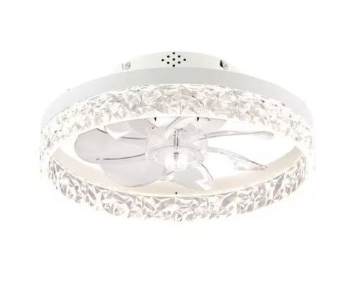 15.7 in. Indoor White Flush Mount Ceiling Fan with Light Kit and Remote Control  - Lot 456
