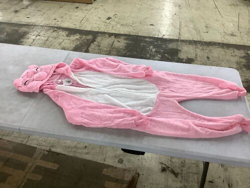 Adult Pig Onesie, X-Small - Lot 292