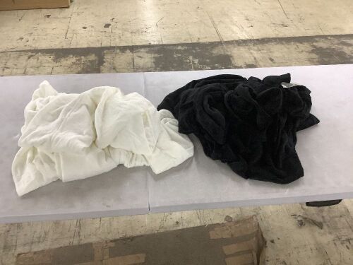 Lot of (2) Bath Robes - Lot 409