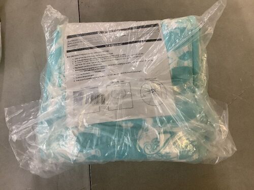 Microplush Heated Throw Blanket  - Lot 500