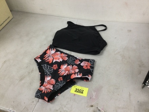 Black Two Piece Swimsuit - Lot 3502