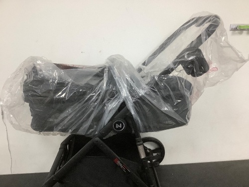 Baby Stroller - Lot 3710
