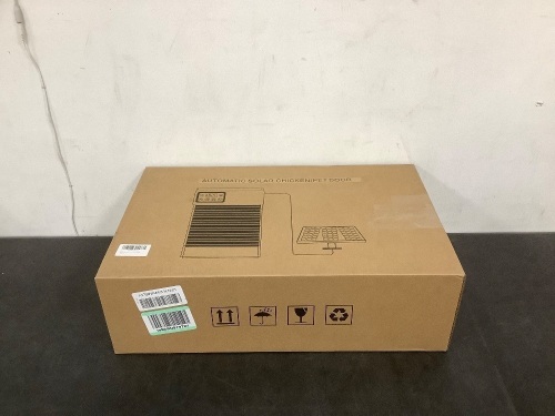 Automatic Solar Chicken/Pet Door - Lot 3713