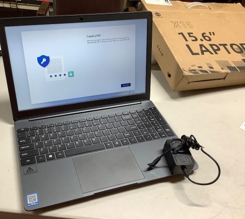 SGIN X 15 Laptop (missing charger) Powers on $299.99 - Lot 120