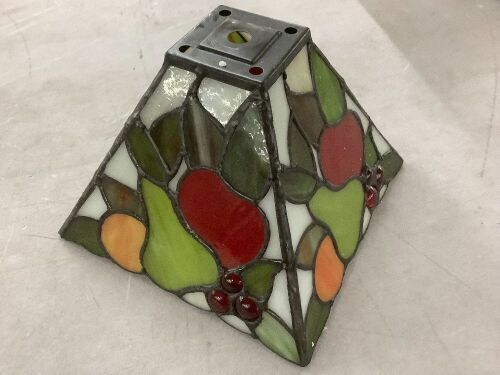 Tiffany Style Table Lamp  - Lot 357
