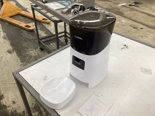WOPET 6L Automatic Pet Feeder - Lot 739