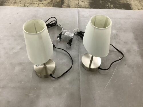 Lot of (2) Small Desk Lamps  - Lot 755
