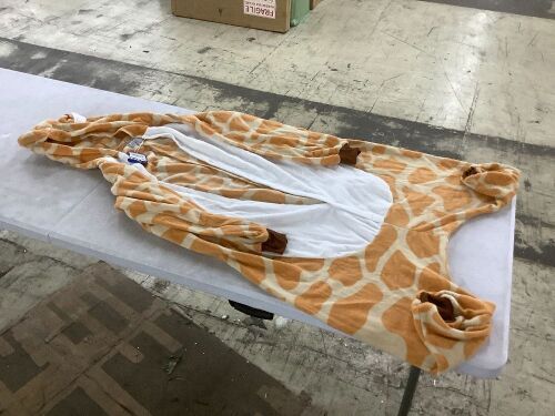 Funziez! Adult Giraffe Onesie, Large  - Lot 839