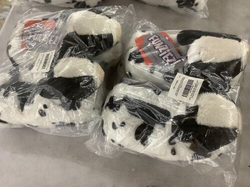 Lot of (2) Cow Slippers  - Lot 584