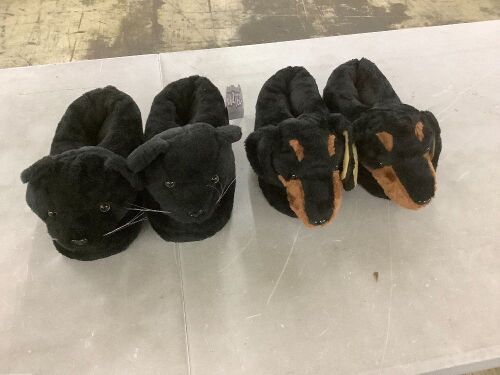 Dog & Cat Slippers  - Lot 587