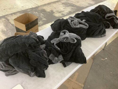 Lot of (5) Bath Robes - Lot 681
