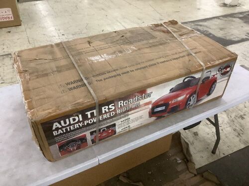 Audi TT RS Roadster Ride-on with Remote - Lot 591