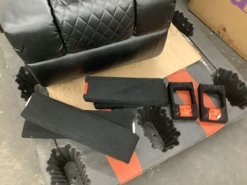 Massage Chair  - Lot 45