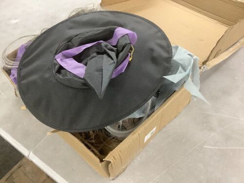 Witch Decoration - Lot 576