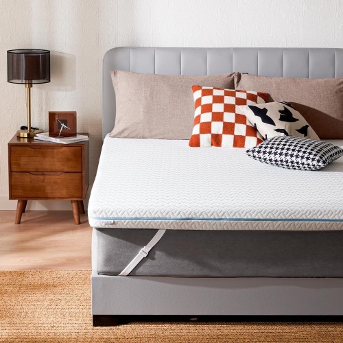 Dreamsmith Adjustable Gel Memory Foam Mattress Topper, Twin XL, 3-Inch, CertiPUR-US Certified, Non-Slip Backing, Odorless, Washable Cover - Lot 3678