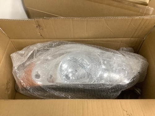 Headlights for Unknown Vehicle - Lot 4345
