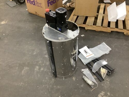 BeeCastle Electric Honey Extractor 3 Frame Stainless Steel - Broken Lid - Lot 93