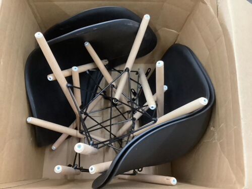 Lot of (4) Dining Chairs - No Hardware - Lot 285