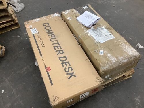 Dresser & Computer Desk - Uninspected - Lot 391