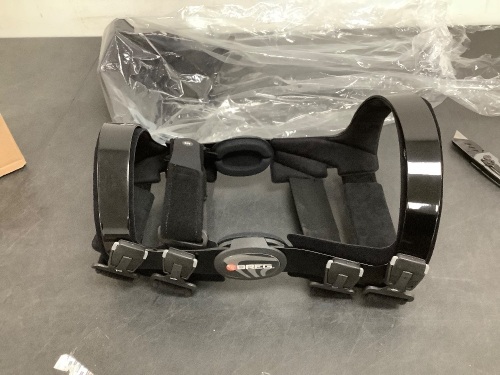 Breg Z-12 Adjustable OA Knee Brace - Lot 4623