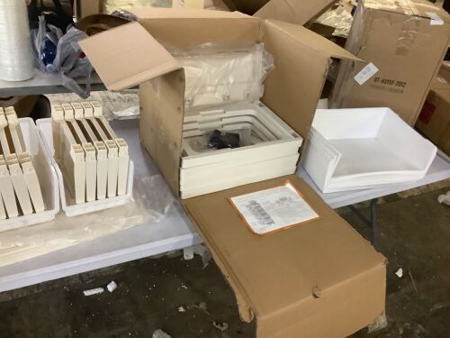 Plastic Storage Unit with Drawers - Lot 159