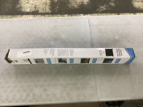 Retractable Baby Gate  - Lot 416