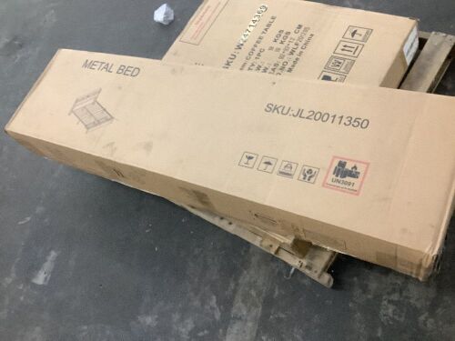 Queen Size Metal Bed Frame  - Lot 67