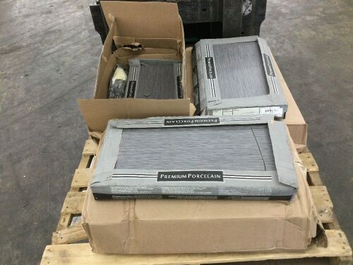 Pallet of (5) Boxes of Tile - Some Broken Pieces - Lot 337