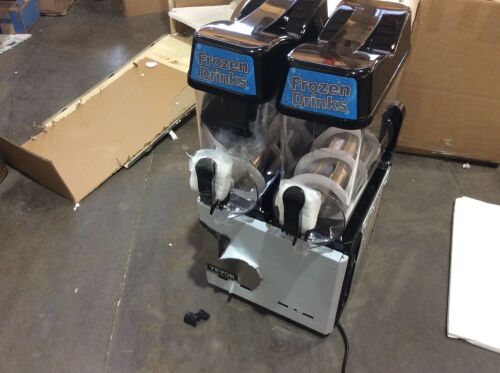 Commercial 2 Tanks Frozen Drink Slushy Making Machine 24L - Lot 44
