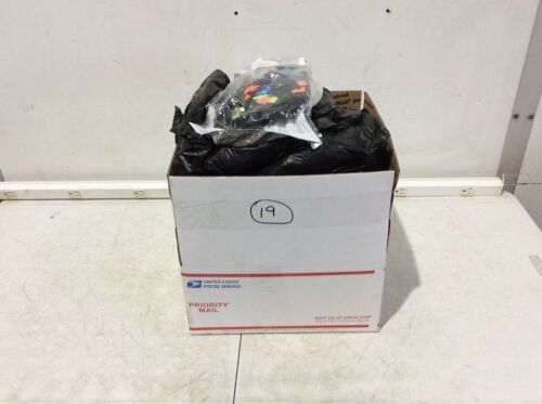 Lot of (19) Mesh Athletic Shoes, Size 41 - Lot 378