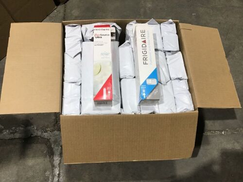 Case of (21) Frigidaire PureSource Water & Ice Refrigerator Filter ULTRAWF, 2 packs - Lot 425