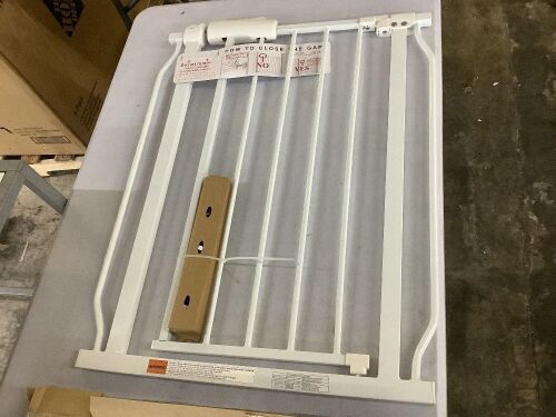 Walk-Through Baby Safety Gate  - Lot 165