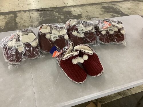 Lot of (5) Women's Bootie Slippers - Lot 665