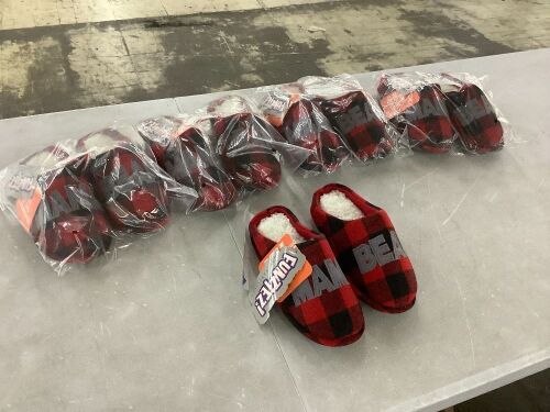 Lot of (5) Mama Bear Slippers - Lot 764