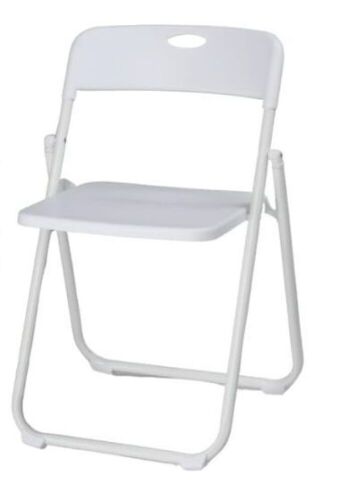 Plastic Folding Chairs, 4 Pack  - Lot 214