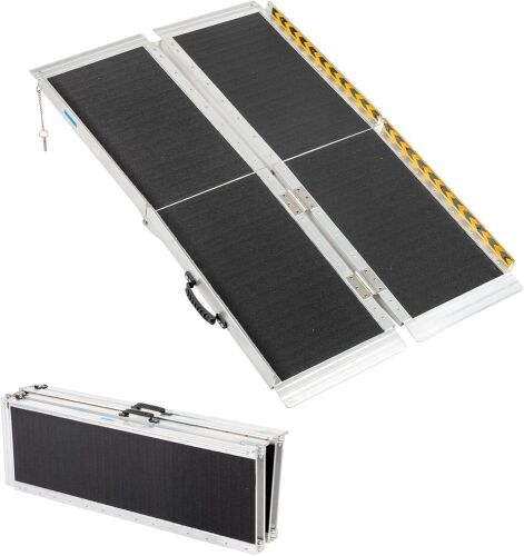  4FT Folding Aluminum Wheelchair Ramp 48”L x 28.3" W 600 lbs Capacity  - Lot 815