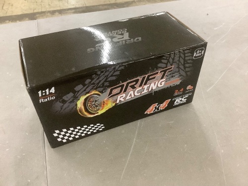 Remote Control Car - Lot 614