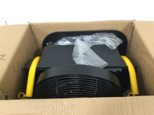 Geek Aire 30000mAh Battery Operated Misting Fan - Lot 5170
