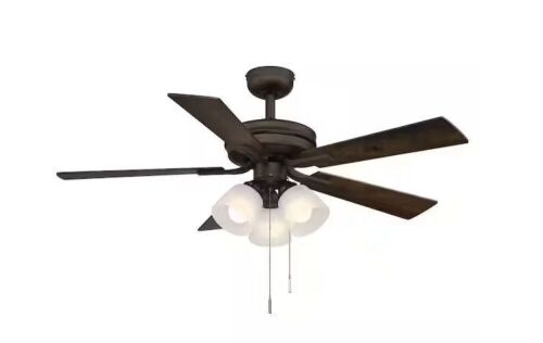 Hampton Bay Sinclair II 44 in. Indoor Oil Rubbed Bronze LED Ceiling Fan with Light - Lot 781